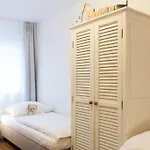 Pazific - Versteck am Strom